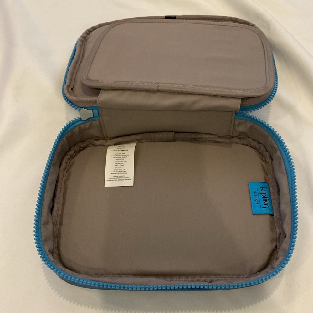 Kipling makeup bag - Picture 6 of 8
